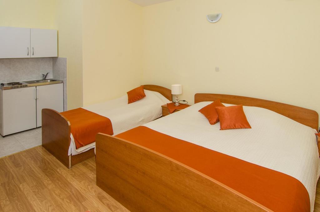 أوروبيتش Bed & Breakfast Villa Vrgorac الغرفة الصورة